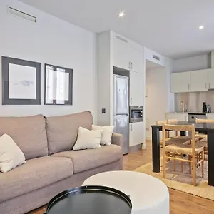  Apartment Uma Suites Barceloneta Beach Spain
